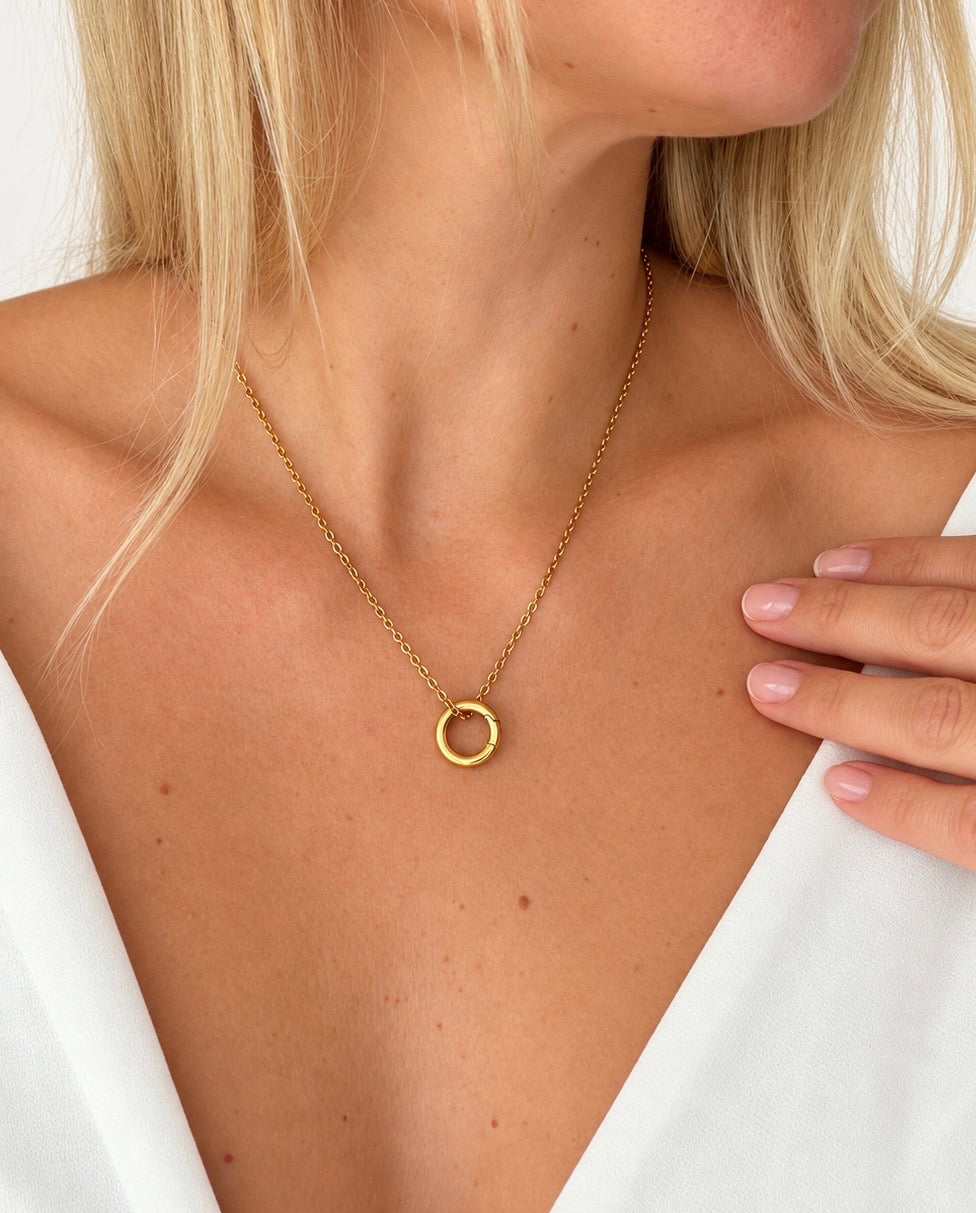ALIX + chaîne · Doré à l'or 18K